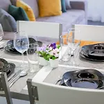 Side Apartman